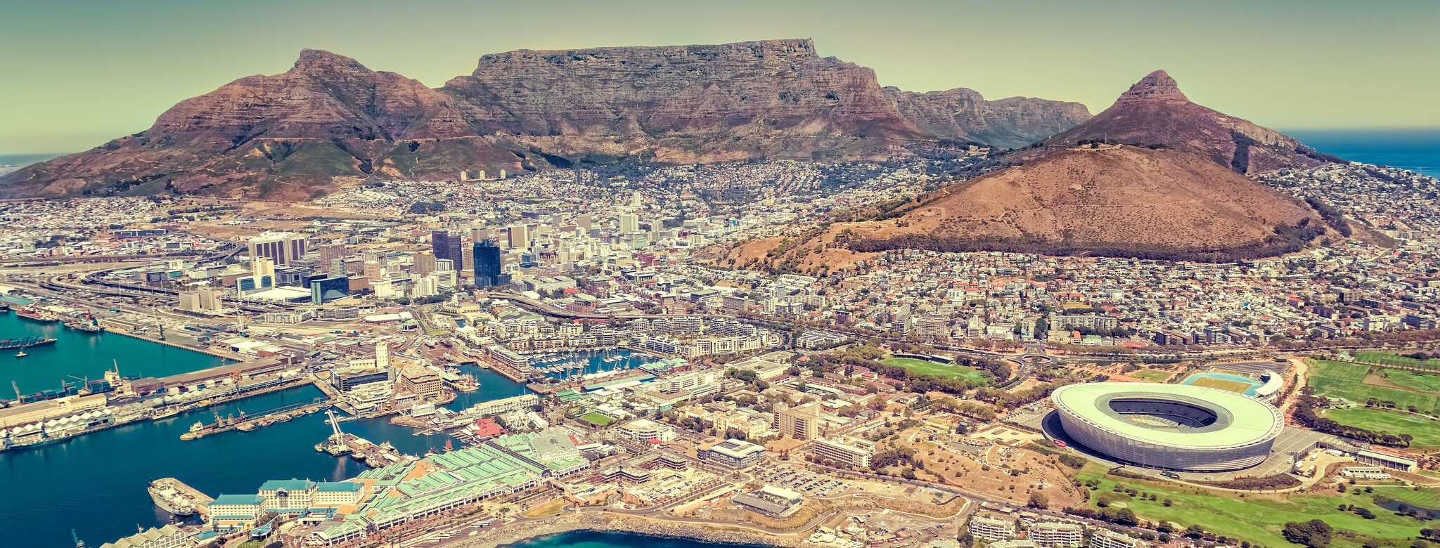 Start und Ziel in der brodelnden Metropole Kapstadt